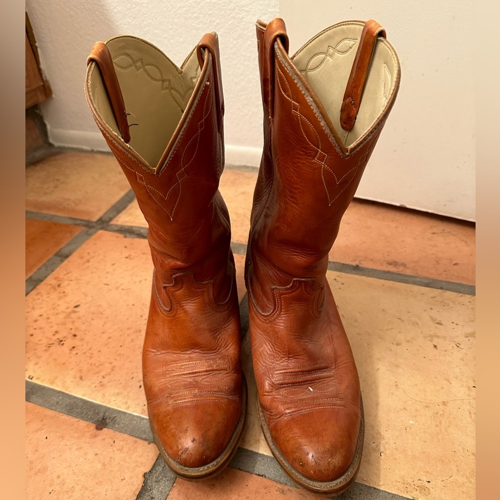 Acme Cowboy Boots